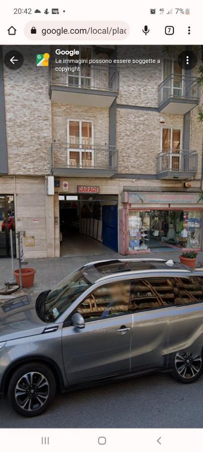 Casina Mia,Viale Orazio Flacco 5 Policlinico Bari Extérieur photo